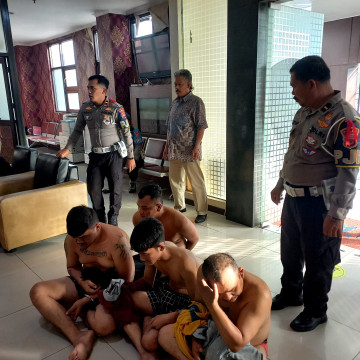 Empat Pencuri Laptop di Rest Area KM-57 Tol Japek Diringkus Polisi