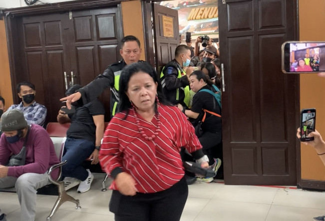 Membludak, Eliezer Angels Dihalau Masuk Ruang Sidang PN Jaksel
