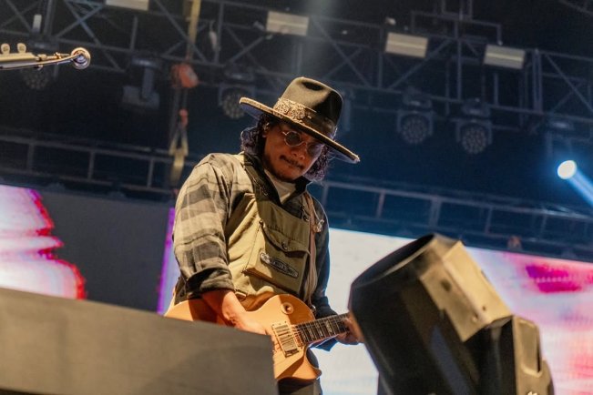 Gitaris KotaK Cella. [Instagram]