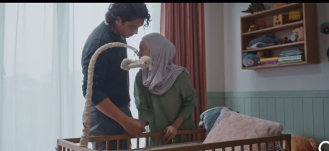 Cuplikan trailer gejolak perselingkuhan dengan pembantu rumahnya. [Instagram]