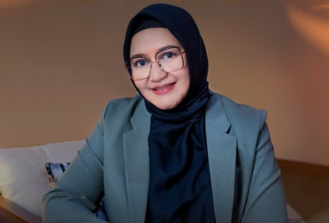 Novia Kolopaking Ungkap Kondisi Terkini Cak Nun: Saat ini Masih 'Bertapa'