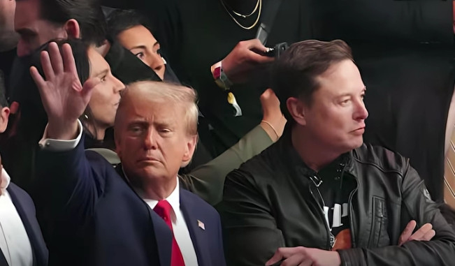 Ilustrasi momen Elon Musk bertemu Presiden AS, Donald Trump. [Instagram]