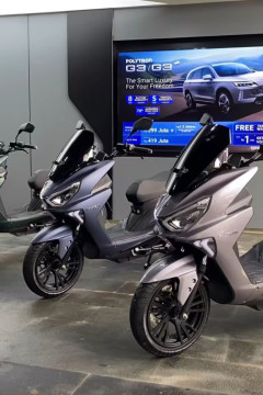 Polytron juga memamerkan sejumlah motor di Showroom 3S (Sales, Services, Spare Parts) berada di Prince Center, Sudirman, Jakarta Pusat. [instagram]