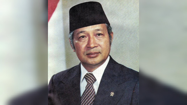 Usulan Gelar Pahlawan Buat Soeharto Jadi Polemik, Begini Respons Wamensos Agus Jabo Priyono