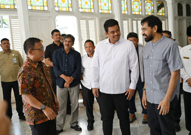 Bobby Nasution Bareng Masinton Pasaribu Temui Gubernur Aceh, Ada Apa?