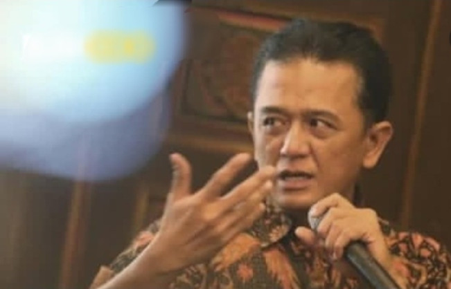 Ahli hukum Chandra Hamzah [instagram]