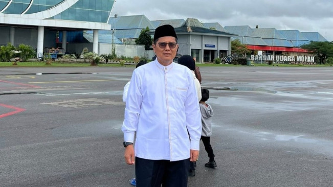 Cholil Nafis kritik video umroh ke Borobudur. [Instagram]