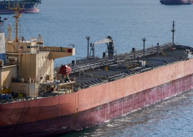 Usai Serangan AS, Parlemen Iran Perintahkan Tutup Selat Hormuz: Harga Minyak Dunia Terancam Melonjak