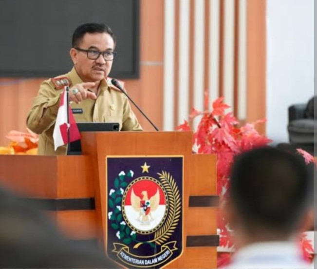Sekertaris Daerah Provinsi Sumatera Selasatan, Jufri Rahman. [Instagram]