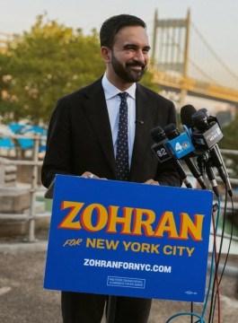 Politisi Muslim Zohran Mamdani calon walikota New York yang lantang menyuarakan perlawanan terhadap aksi Genosida Israel terhadap warga Palestina. [Instagram]