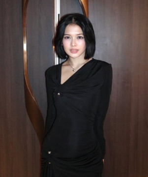 Feni mengumumkan hiatus dari JKT48. [Instagram]