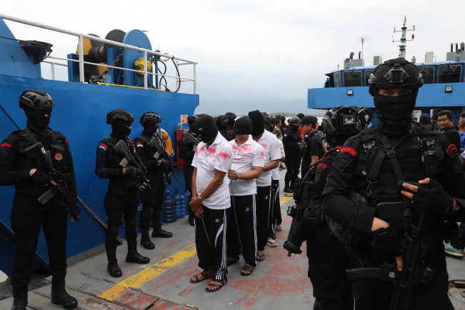 Brimob Polda Sumut kawal ketat pemindahan napi. [Istimewa]