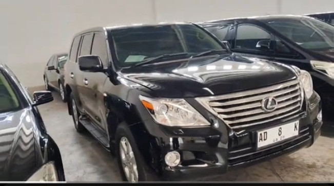 Kejagung Sita 72 Mobil Milik Sritex: Dari Alphard, Lexus 570 hingga Maybach S500