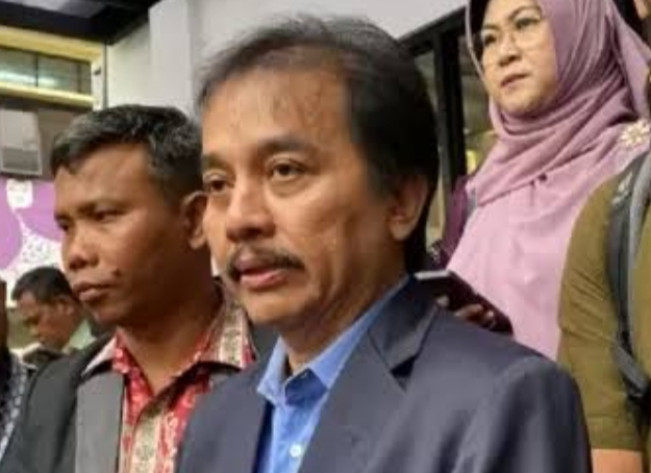 Eks Rektor UGM Mendadak Cabut Pernyataan soal Ijazah Jokowi, Roy Suryo: Ada Tangan Jahat Cawe-cawe