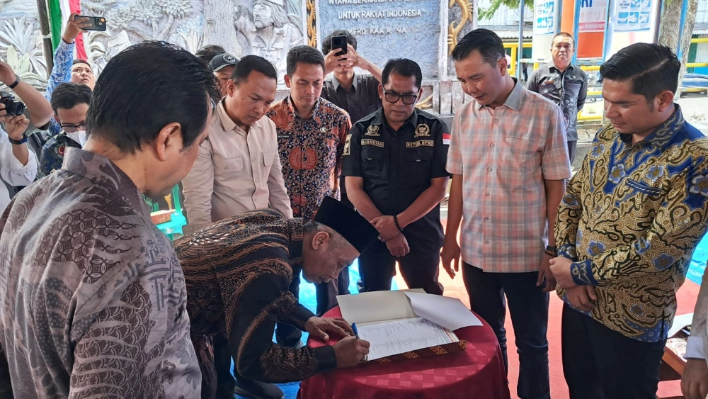Bupati, Wabup dan Ketua DPRD Rejang Lebong menghadiri pengukuhan HPPBM, Kamis (30/10/2025) [FTNews.co.id/ Habibi Ifriansyah]