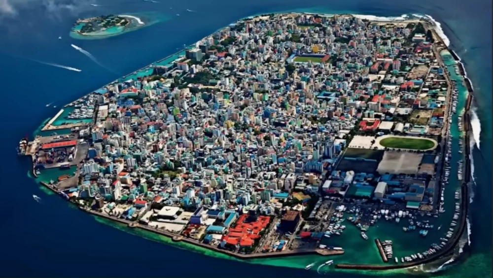 Negara Maladewa melarang tembakau untuk satu generasi. [YouTube @cemoystudio]