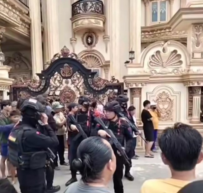 Viral! Rumah Crazy Rich di Tulung Selapan Digerebek BNN: Diduga Bandar Narkoba