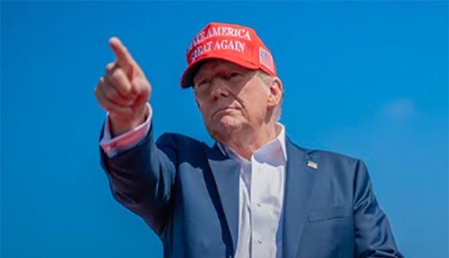 Donald Trump Pecat 1300 Lebih Pegawai Kemlu AS, Apa Sebabnya?