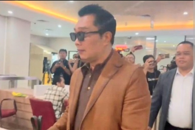 Ridwan Kamil Tiba di Bareskrim, Siap Jalani Tes DNA Anak Lisa Mariana