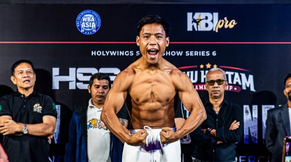 Edy Boxing. [Instagram @parispernandes_]