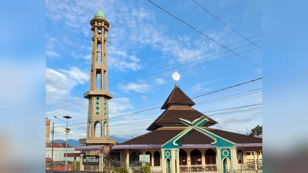 Masjid Baiturrahman Kelurahan Kesambe Baru, Kabupaten Rejang Lebong yang dibangun Era Presiden Soeharto. [Habibi Ifriansyah/ FTNews.co.id]