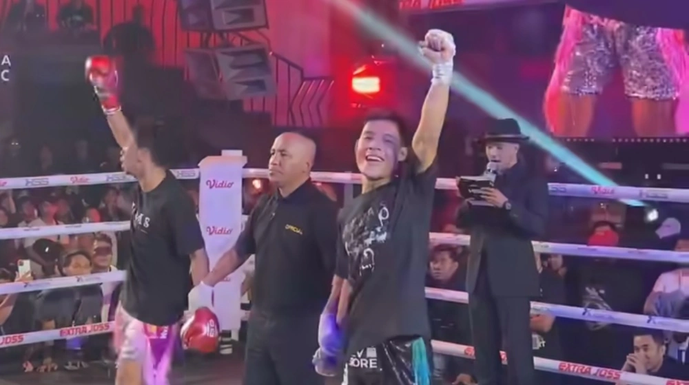 Edy Boxing menang duel lawan Capung. [Instagram @parispernandes_]