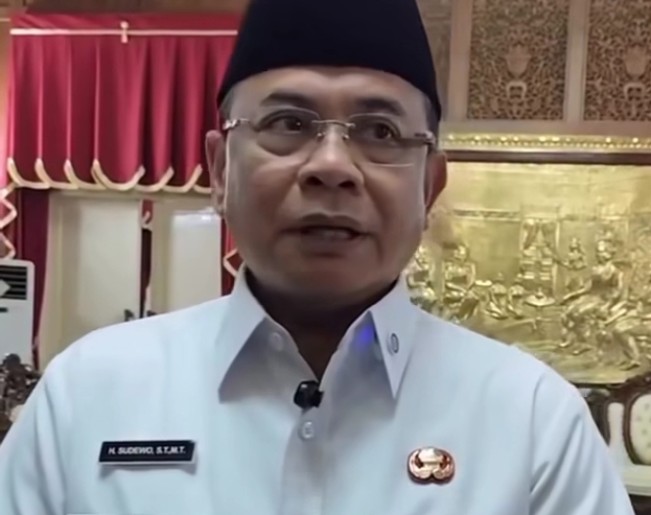 Viral Video Bupati Pati Sudewo Resmi Mengundurkan Diri, Ini Faktanya!