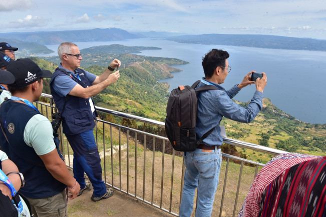 Tim Asesor UNESCO Mulai Nilai Ulang Status Geopark Kaldera Toba