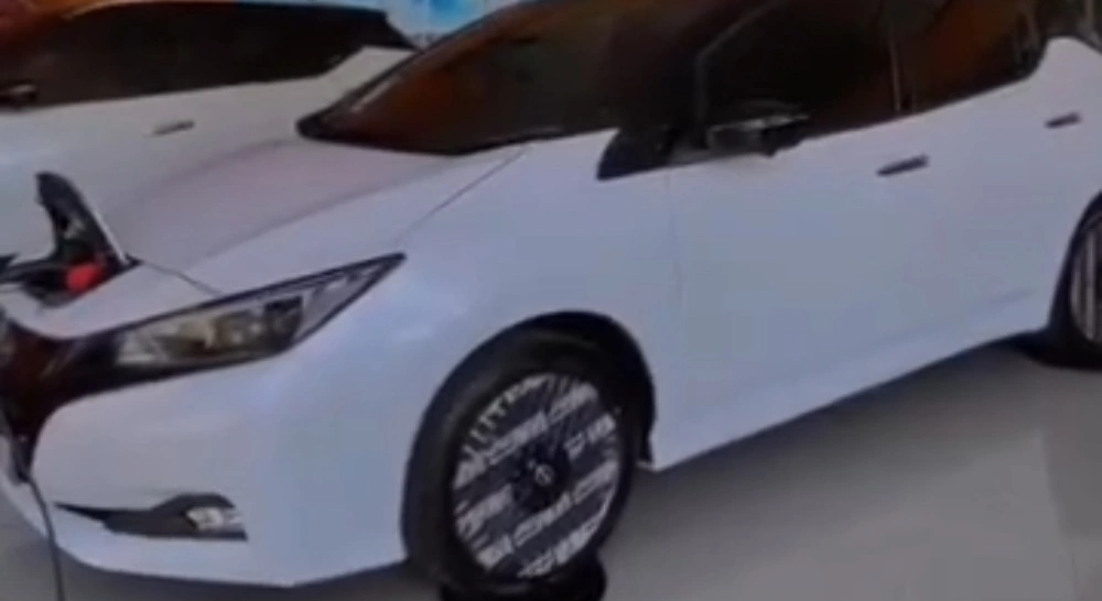 Nissan Leaf Generasi Pertama. [Instagram]