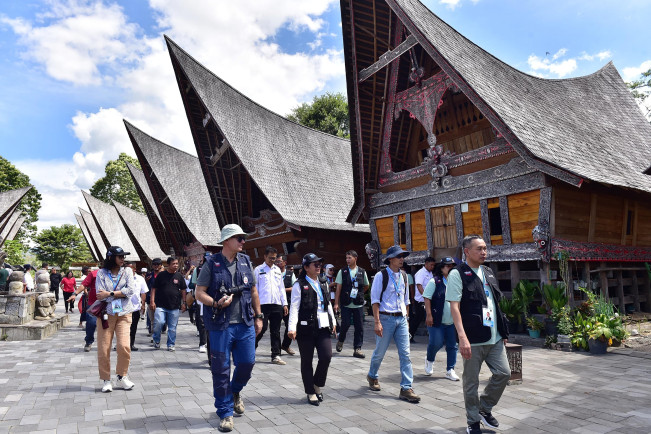 Hari Kedua Revalidasi, Asesor UNESCO Sampaikan ke Warga Lokal Danau Toba Sangat Spesial