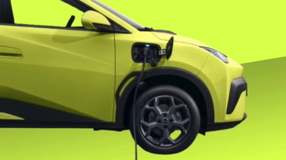 Tempat pengisian daya BYD Atto 1. [Instagram]