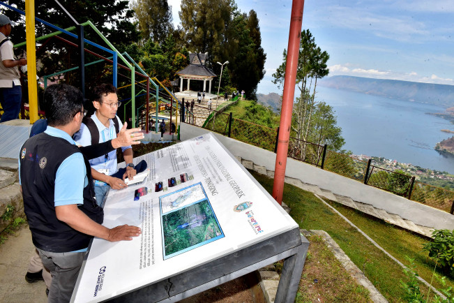 Momen Asesor UNESCO Terkesan Melihat Peninggalan Gunung Toba
