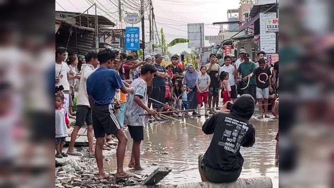 Respons Pemkab Deli Serdang Atas Protes Jalan Rusak: Sabar...