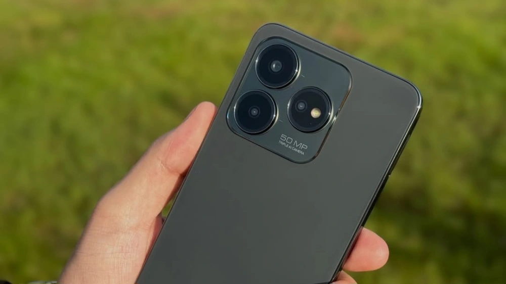 ZTE Nubia V60 NFC. [Instagram]