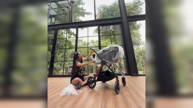 Segini Harga Stroller Lamborghini yang Dipamerkan Erika Carlina, Hanya Ada 500 Unit