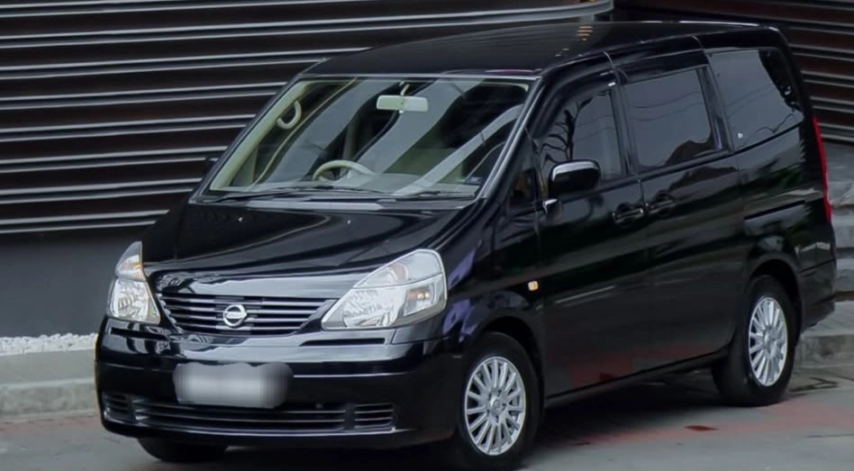 Nissan Serena Generasi Lama. [Instagram]