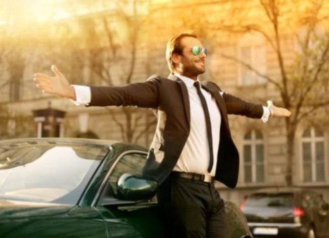 Kalender Jawa Hari Ini 6 September 2025, Watak Weton Sabtu Legi: Penggemar Gaya Hidup Mewah