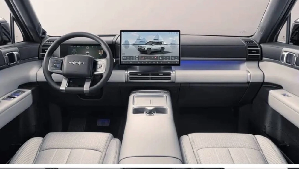 BYD Ti7 memiliki interior lapang dan praktis. [Instagram]