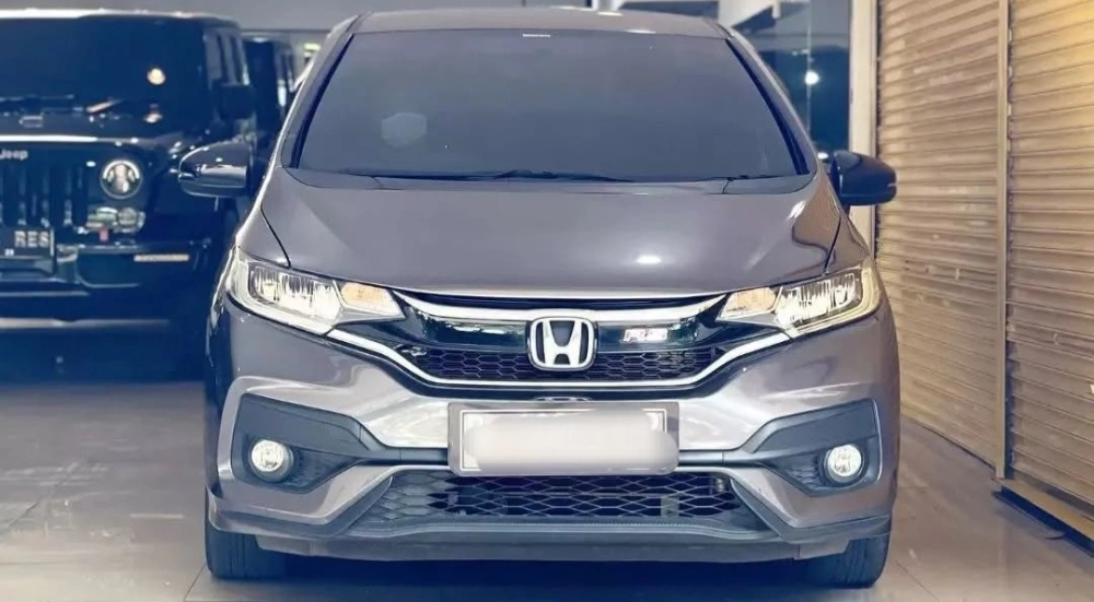 Tampilan depan Honda Jazz 2021. [Instagram]
