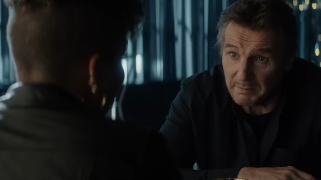 Sinopsis Film Blacklight, Liam Neeson Menguak Konspirasi Gelap Pemerintah