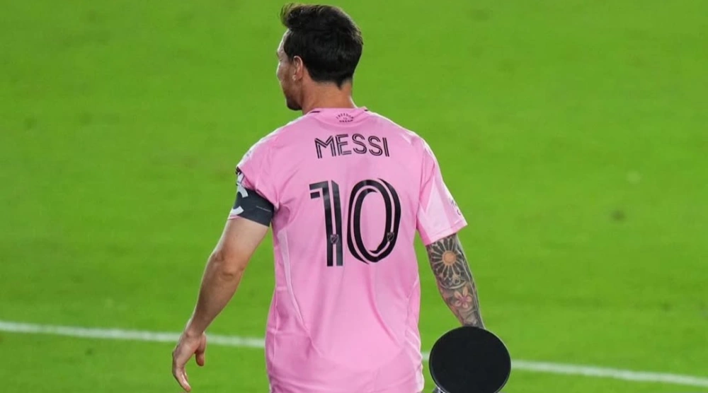 Lionel Messi berseragam Inter Miami. [Instagram]