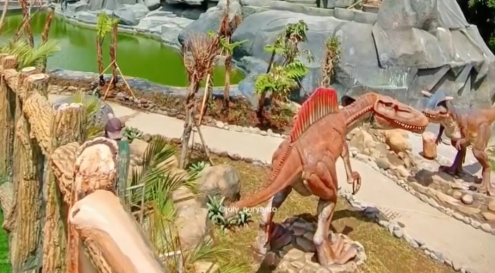 Flora Wisata Santerra de Laponte. [Instagram]