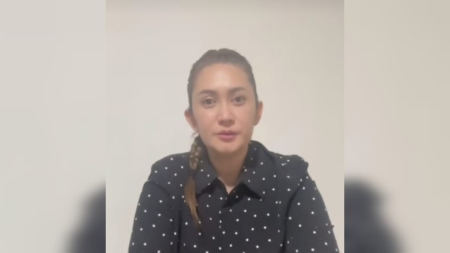 Takut Rumahnya Dijarah, Nafa Urbach Tahan Tangis Saat Minta Maaf Kepada Seluruh Rakyat Indonesia