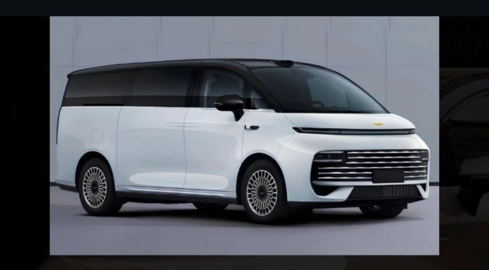 Geely V900 disebut bisa angkut hingga 42 penumpang. [Instagram]