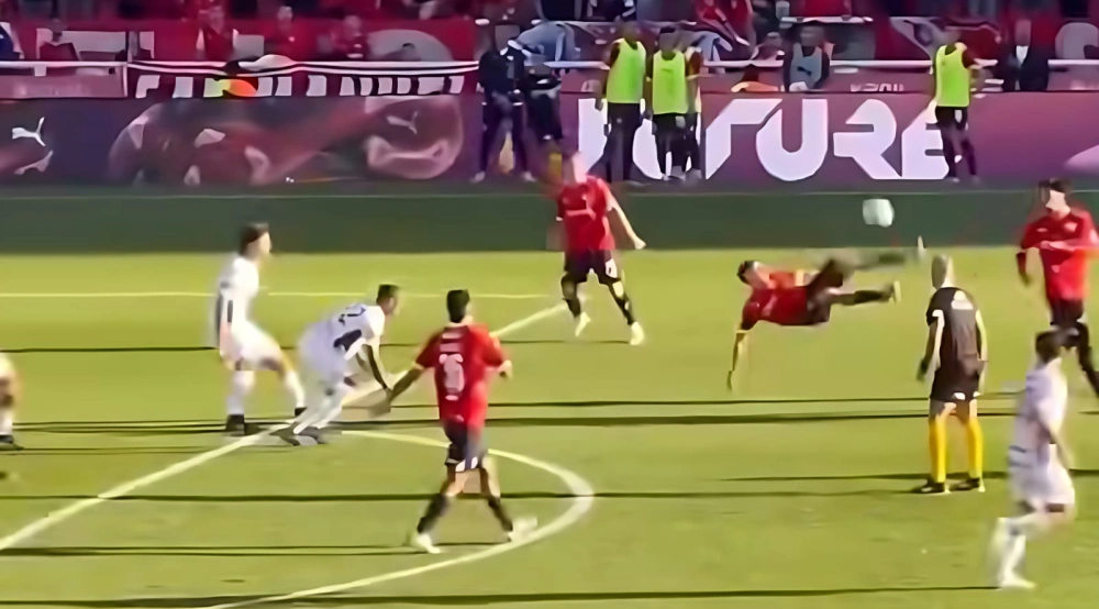 Ini Pemenang Puskas Award 2025 Berikut Cuplikan Gol Cantiknya