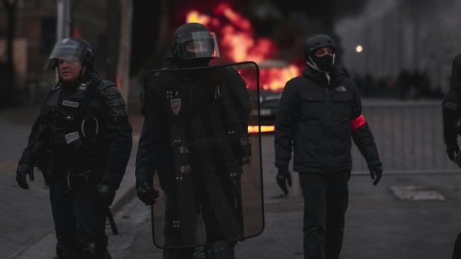 Apa Itu Darurat Militer yang Ramai Dibahas Usai Gelombang Demo Besar-besaran?