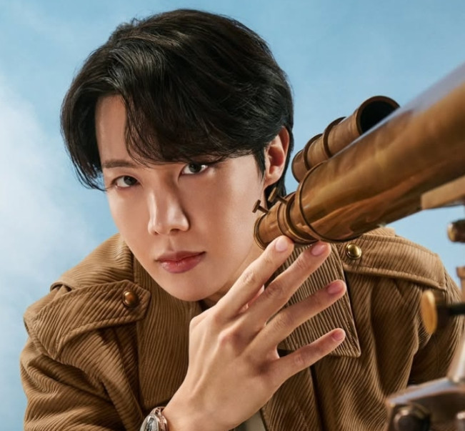 J-Hope BTS akan Rilis Film Konser 'Hope On The Stage The Movie' di IMAX dan Bioskop Seluruh Dunia