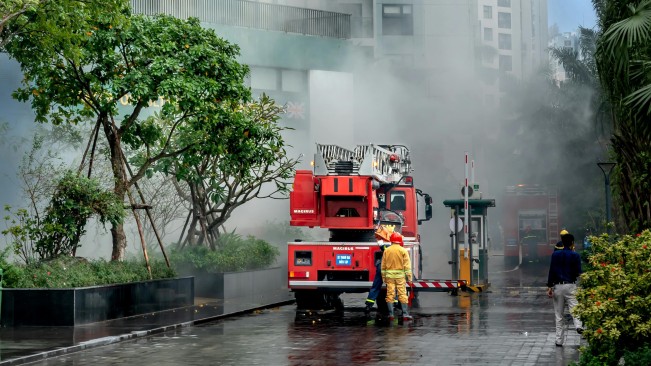Kebakaran Hebat Lahap Ruko Dekat Stasiun MRT Cipete, Ini Kerugian dan Dampaknya