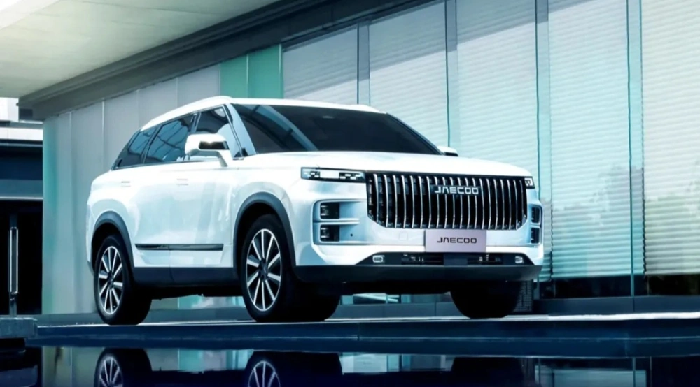 JAECOO J7 menghadirkan kombinasi desain premium, teknologi modern, serta kenyamanan. [Instagram]