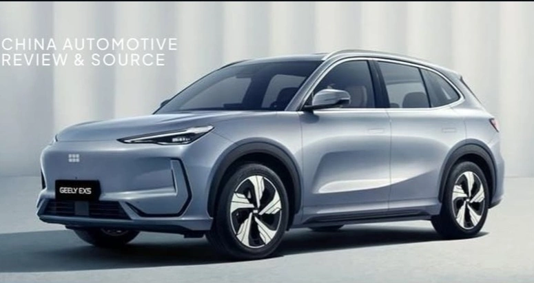 Bukan Sulap, Geely EX5 Bisa Jalan Menyamping Berkat Roda Putar 90 Derajat